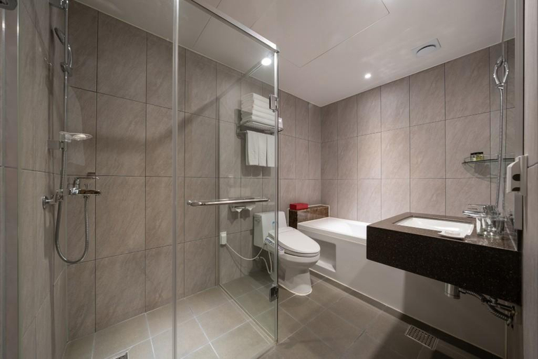 Bathroom 8