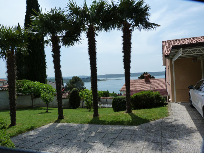 Others 2, Sunshine apartment 3, Piran