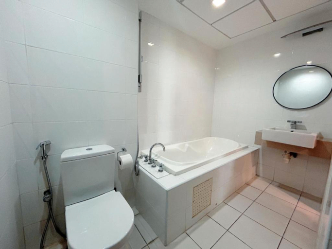 Bathroom 8