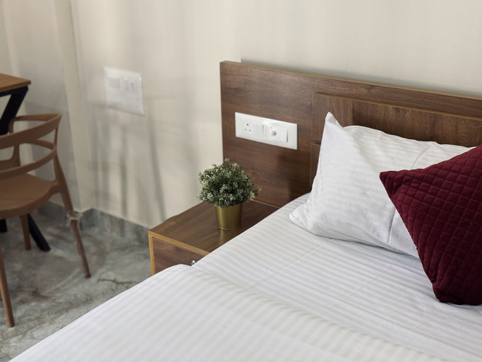 Bedroom 2, Thamarassery INN Luxury and Budget Rooms, Kozhikode