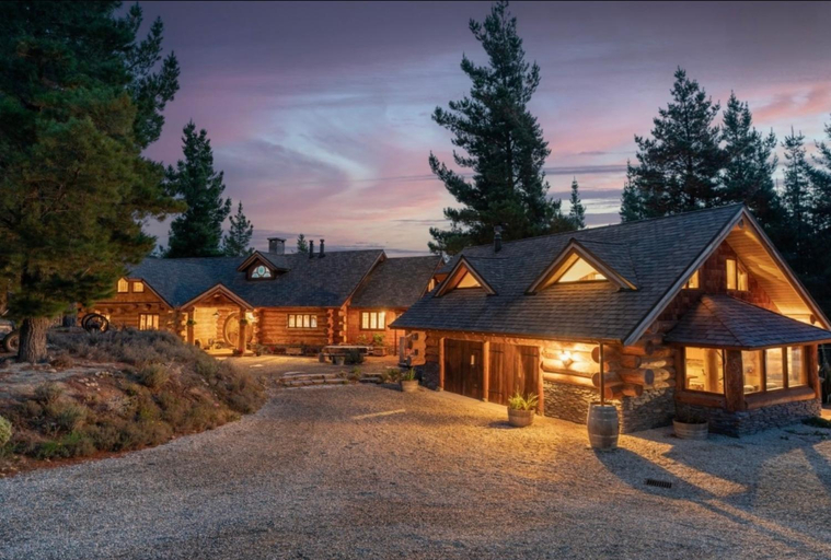 Others 3, Magical Loft - Homewood Forest Retreat, Central Otago