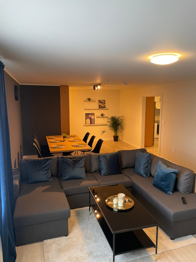 Others 4, IQ Apartments 1, Reykjanesbær