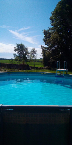 Sport & Beauty 4, La Cour d'Enchere, Allier