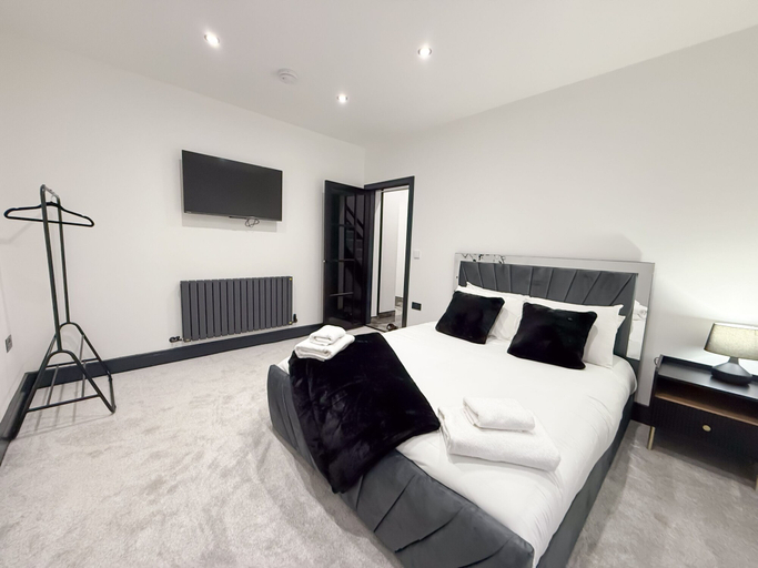 Bedroom 2, Santi House, Lincolnshire