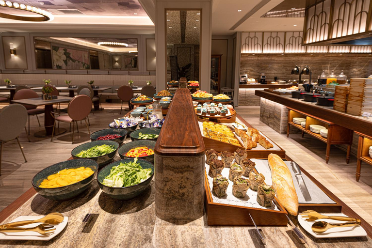 Food & Drinks 5, Mercure Xian Dazhai Road, Xi'an