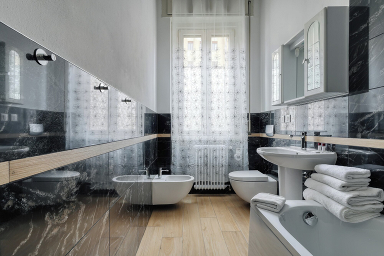 Bathroom 2, JOIVY Welcoming 3BR Flat in Milan Centre, Milano