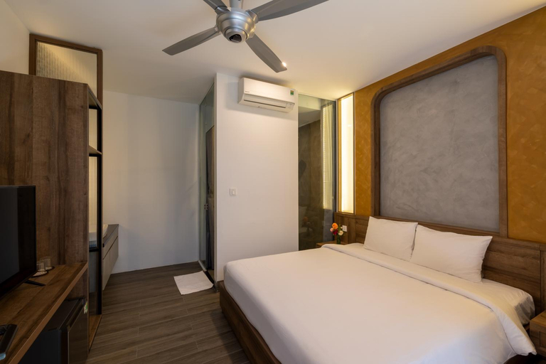 Bedroom 8