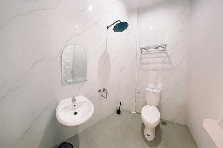 Bathroom 5, Simangande View & Resto by Staigo, Samosir