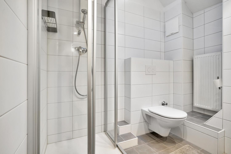 Bathroom 30