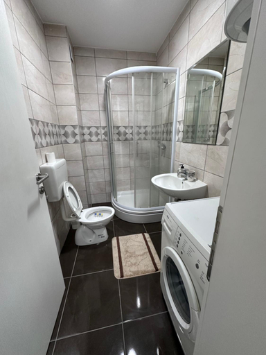Maldivi Apartman, Bijeljina
