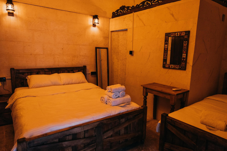 Bedroom 3, BEİRUT TAŞ KONAK OTEL, Merkez