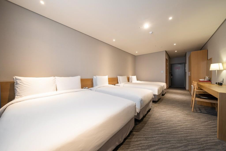 Bedroom 10