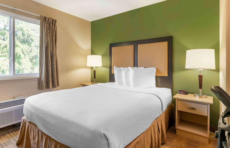 Bedroom 16