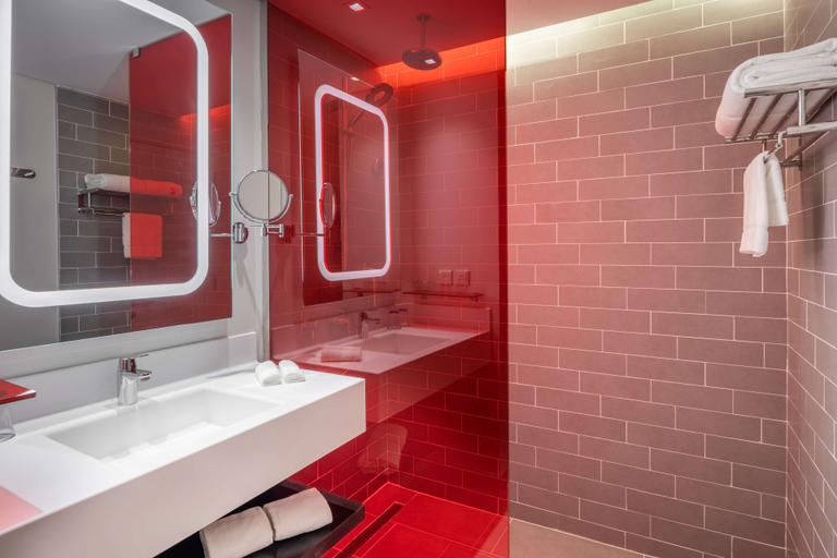 Bathroom 5, Park Inn by Radisson, Jeddah Madinah Road, Jeddah