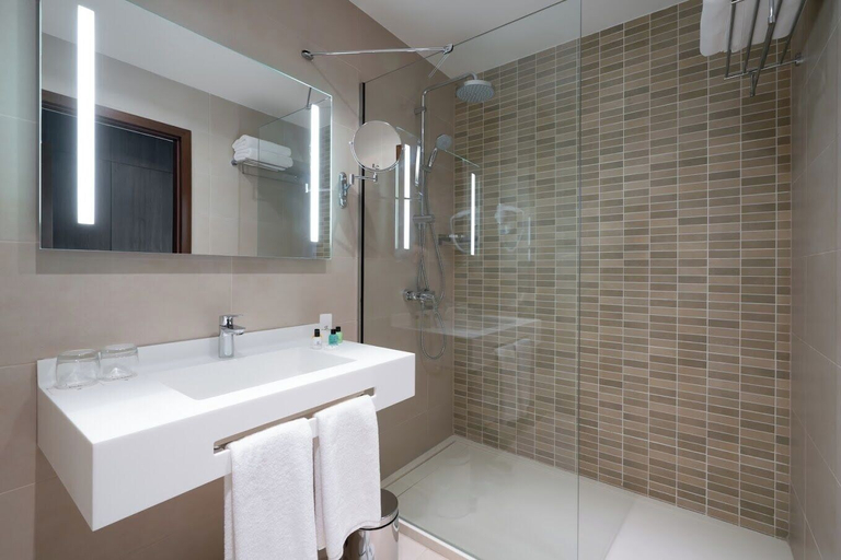 Bathroom 5, Royaume Hotel Aeroport, Les Eucalyptus