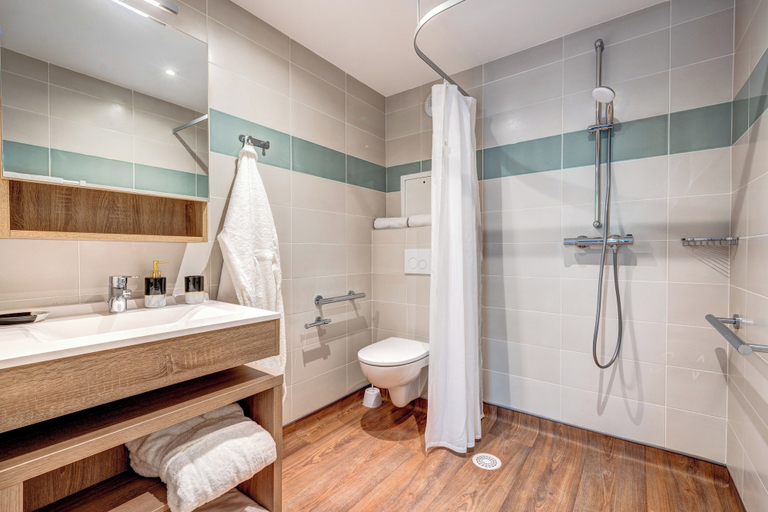 Bathroom 5, Zenao Appart'hôtels Le Raincy Thiers, Seine-Saint-Denis