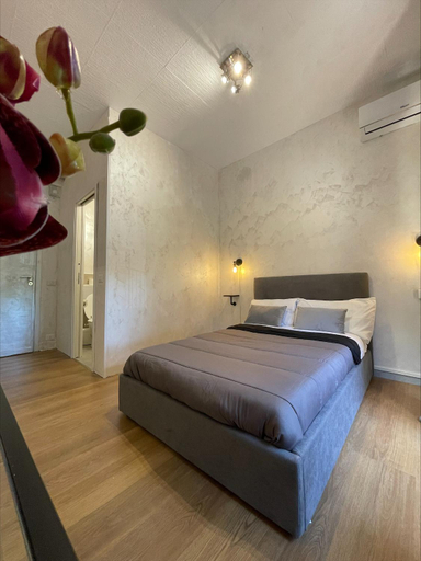 Others 3, Romoli Rooms and suites, Roma