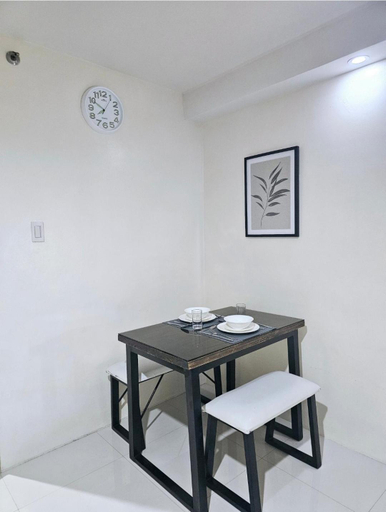 Others 5, Persimmon Studios Unit 1641 - 16th Flr , Cebu City