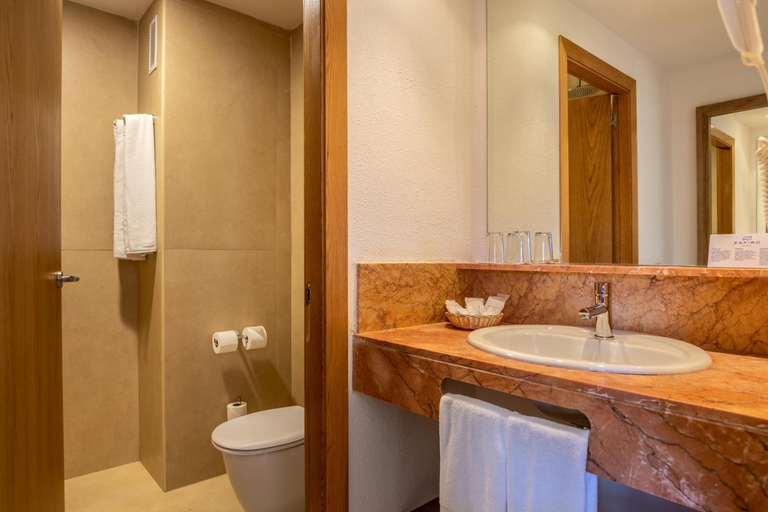 Bathroom 5, Zafiro Menorca, Baleares