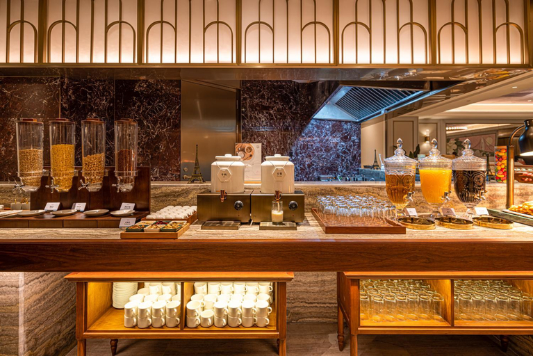 Food & Drinks 5, Mercure Xian Dazhai Road, Xi'an