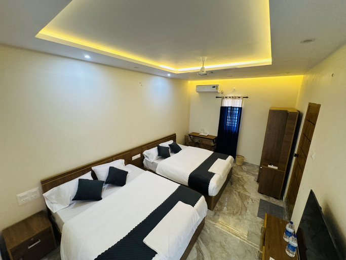 Bedroom 4, Thamarassery INN Luxury and Budget Rooms, Kozhikode