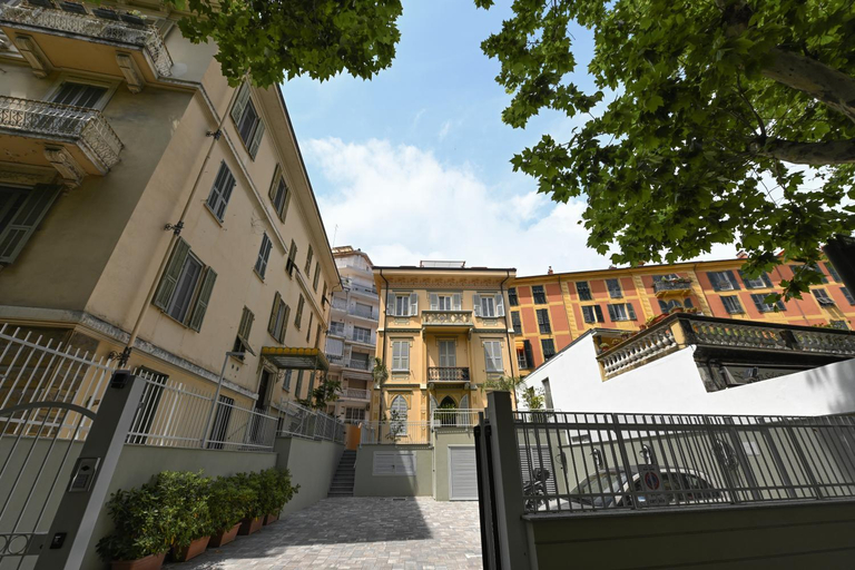 Exterior & Views 1, Camere Amely, Imperia