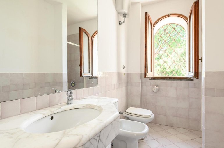 Bathroom 5, B&B Hotel Ischia San Nicola, Napoli