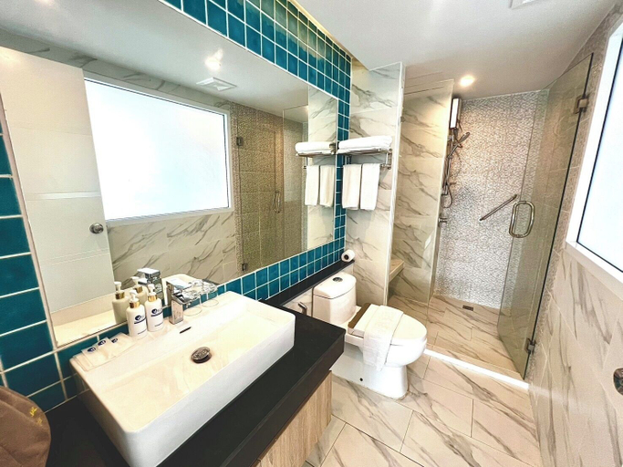 Bathroom 4, D Eco Wellness Center, Pattaya