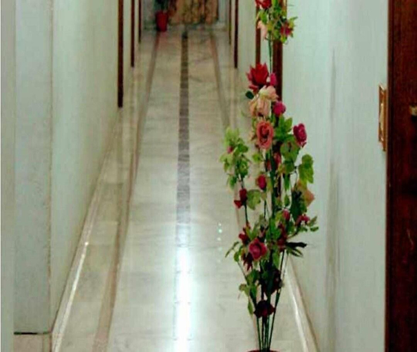 Others 4, Hotel Decent, Surat