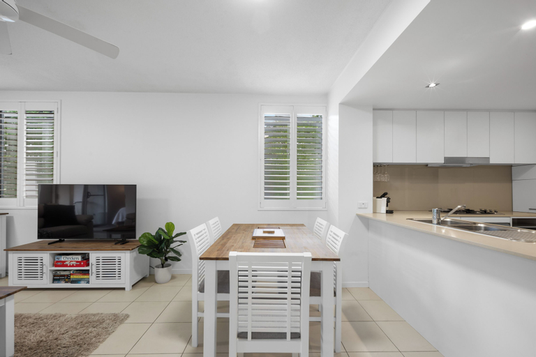 Dining Room 7