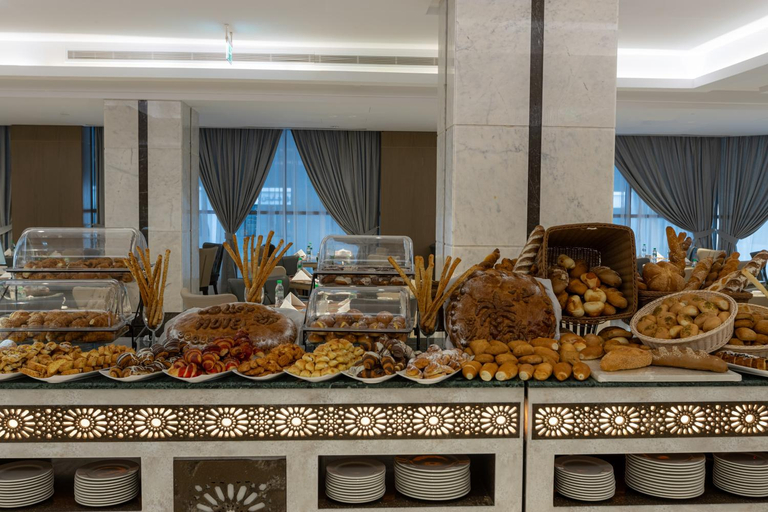 Food & Drinks 4, Maien Taiba, Al Madinah Al Munawwarah