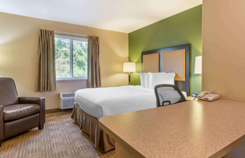 Bedroom 14