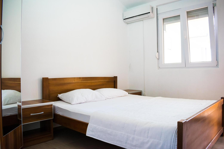 Bedroom 2, Apartments Leyla