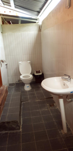Bathroom 3, Makarma Resort Lombok, Lombok