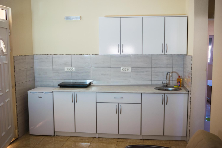 Others 5, Apartments Leyla