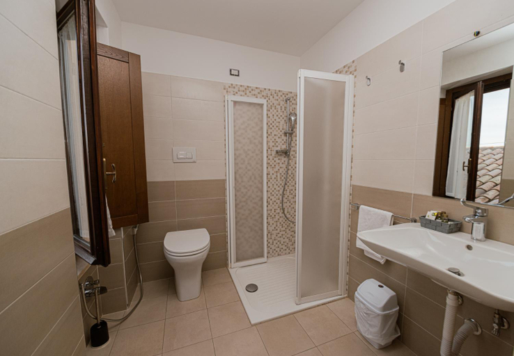Bathroom 2, Locanda Orvieto Agriturismo, Terni