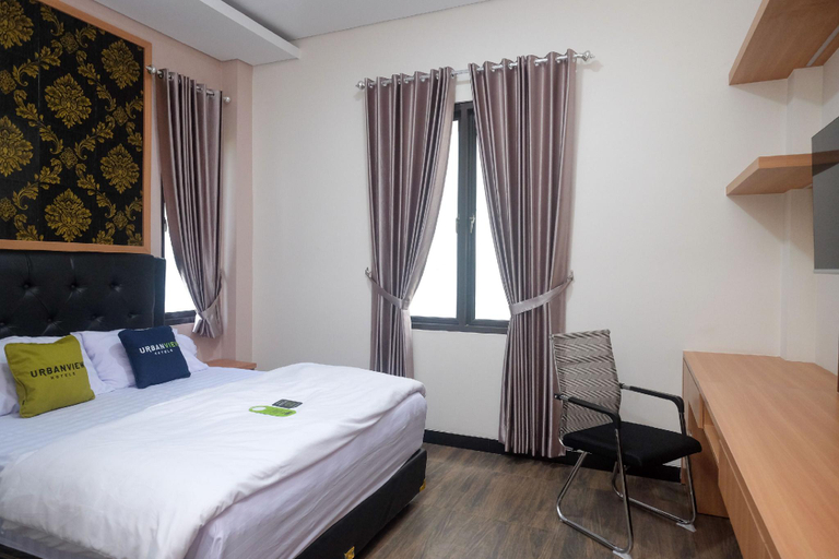Bedroom 25