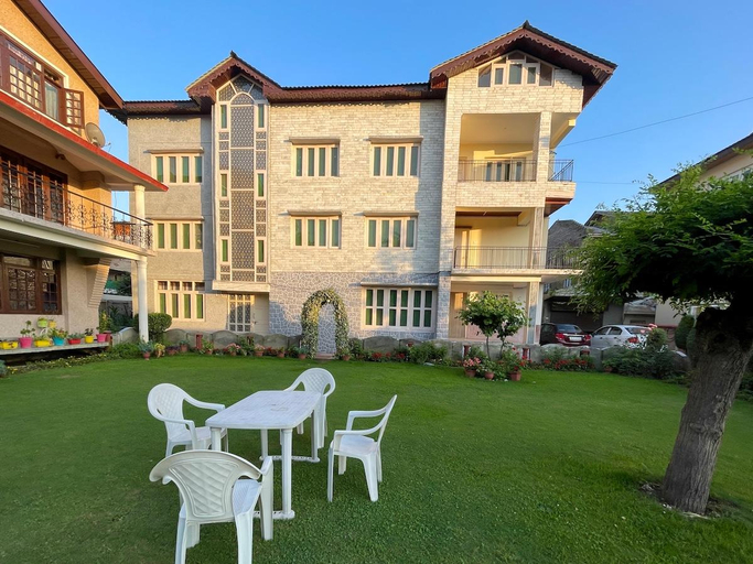 Others 3, The Khayabaan - Deluxe, Srinagar