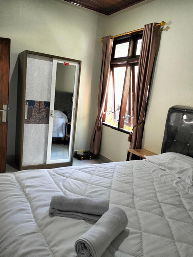 Bedroom 8