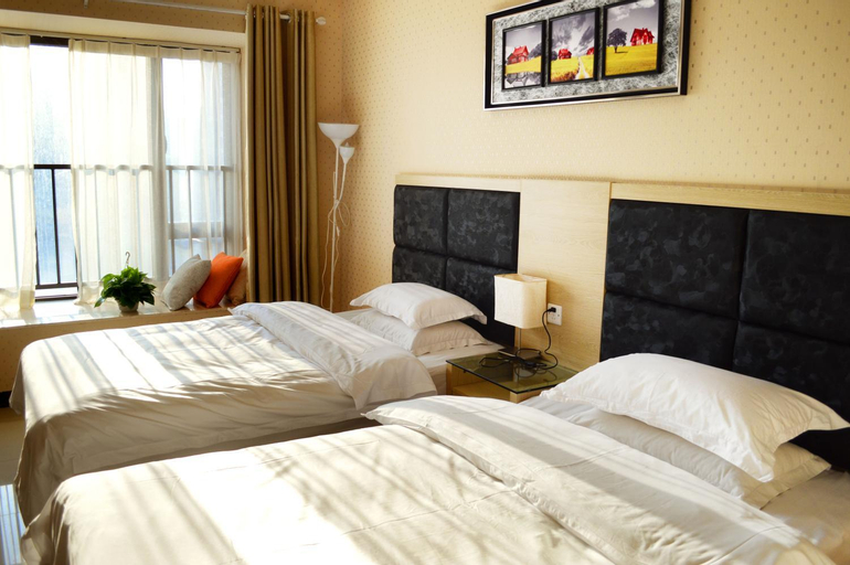 Bedroom 13