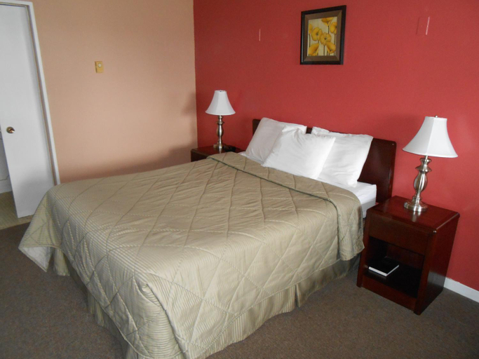 Bedroom 8