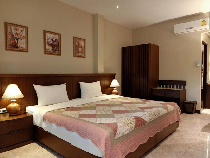 Bedroom 8