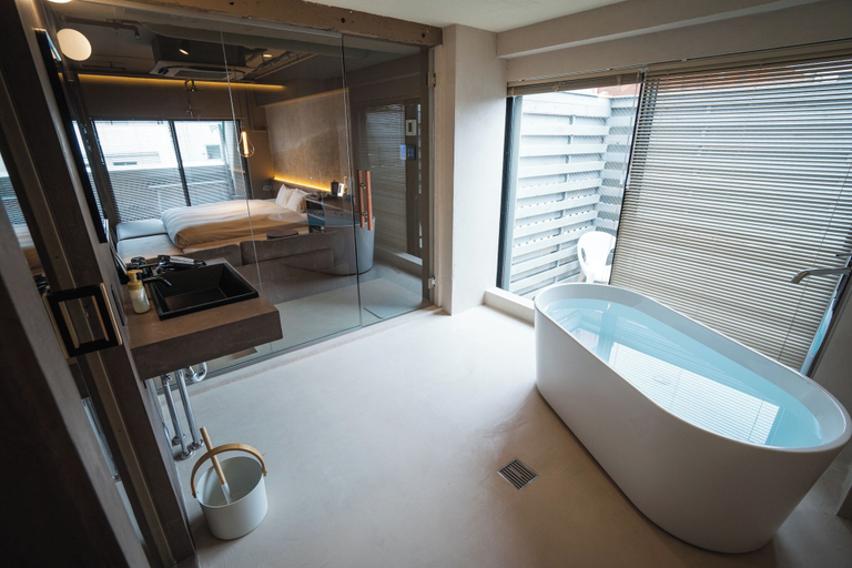 Bathroom 26