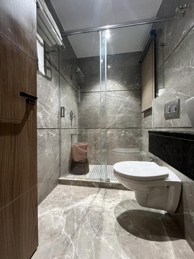 Bathroom 2, SNJ Laxmi Dham, Mathura