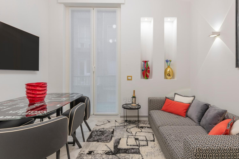 Others 3, Falcone, 5 - Downtown apartment, Milano