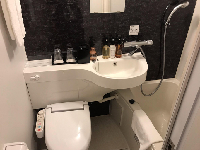 Bathroom 2