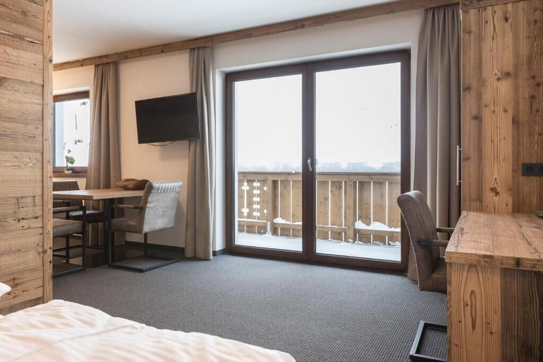Bedroom 2, Das Glemm Hotel, Zell am See