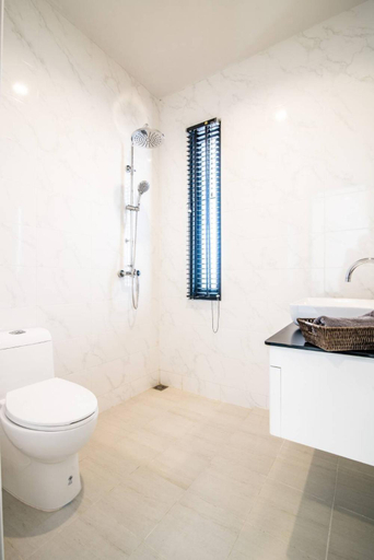 Bathroom, 2 Bed Contemporary Pool Villa, Hua Hin