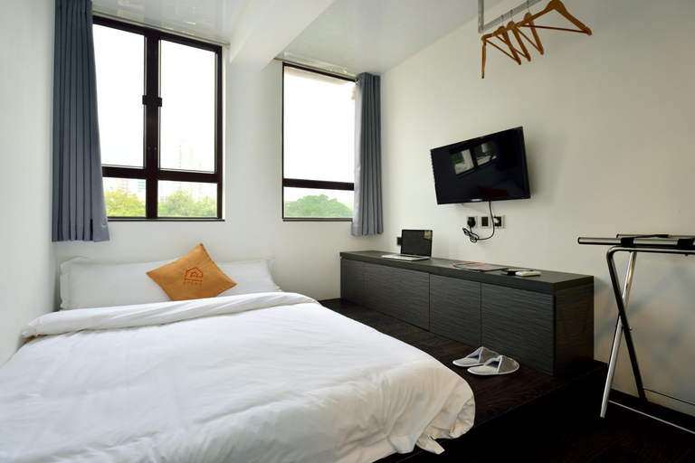 Bedroom 18