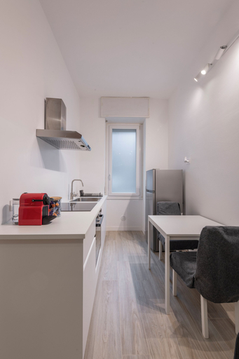 Others 4, CORSO GARIBALDI 64 - LIVING MILAN, Milano